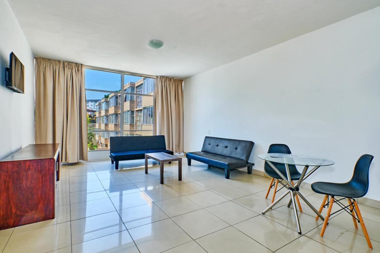 Inn & Out Sandton Park Joanesburgo Exterior foto